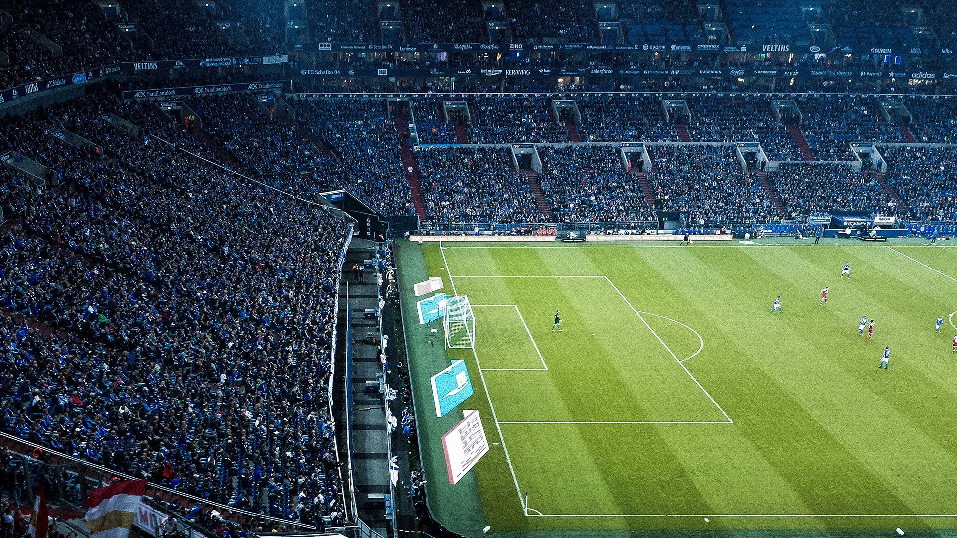 洛杉矶FC与阿尔阿赫利体育俱乐部达成合作协议，恒大1_0阿尔阿赫利